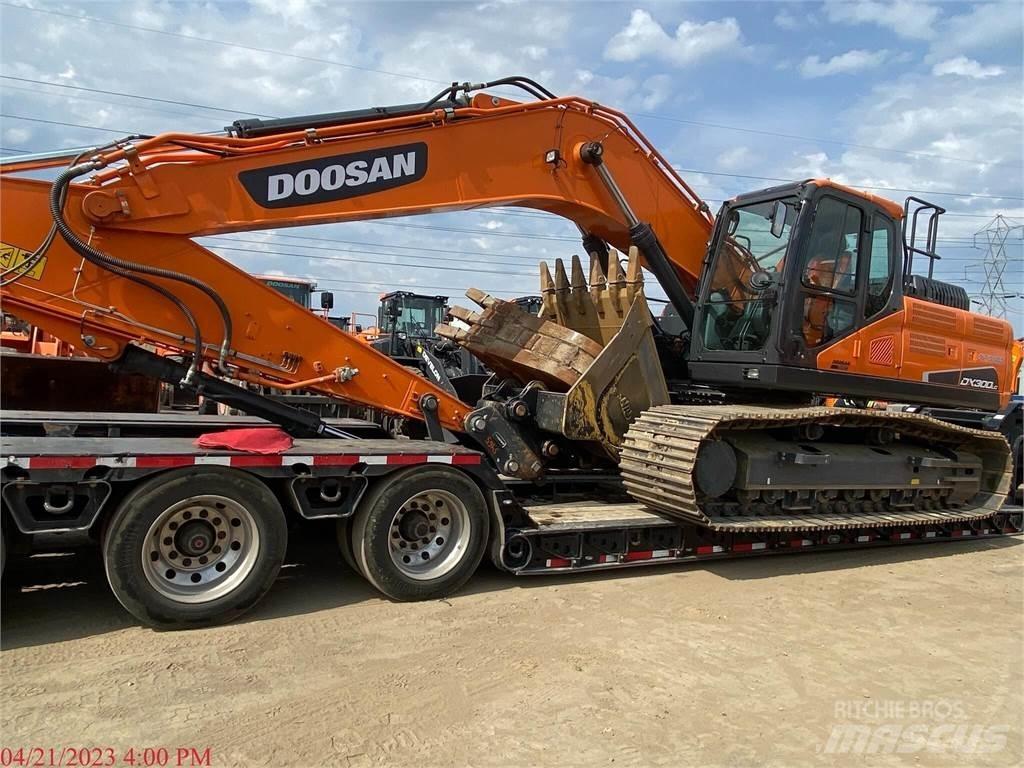 Develon DX300 LC-5 Rupsgraafmachines