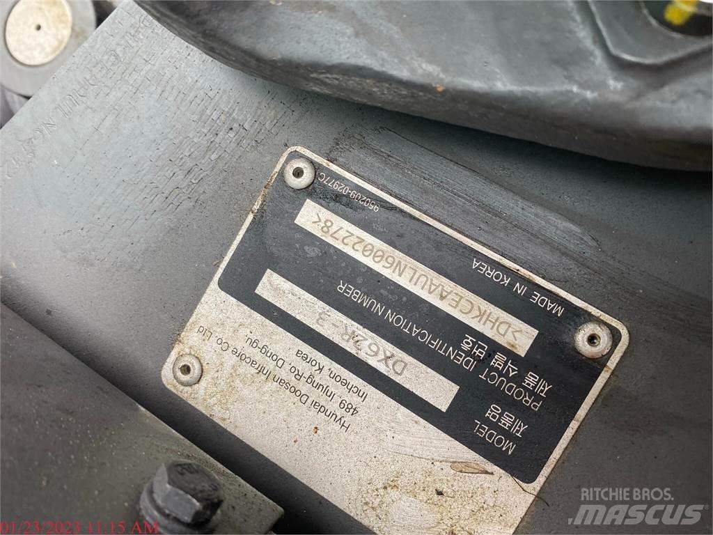 Develon DX62R-3 Rupsgraafmachines