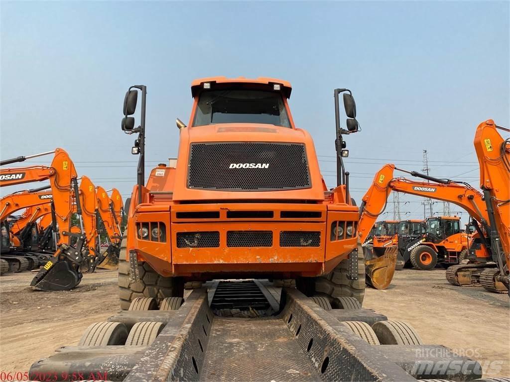 Doosan DA30-5 Knik dumptrucks