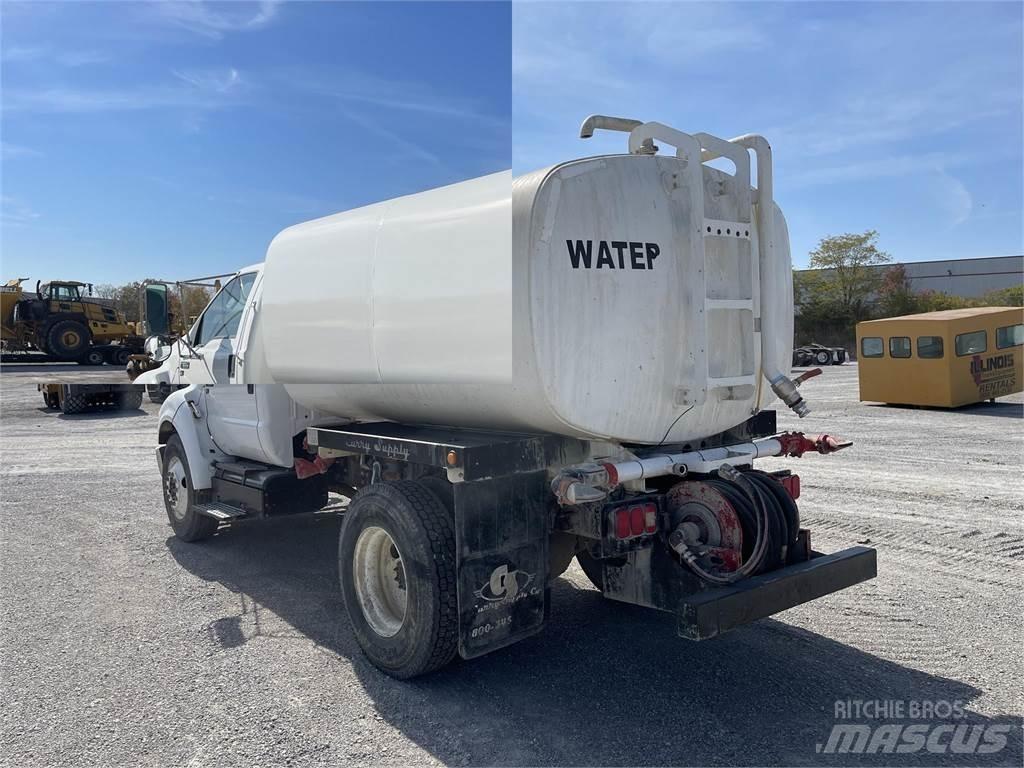 Ford F650 XL SD Water tankwagens