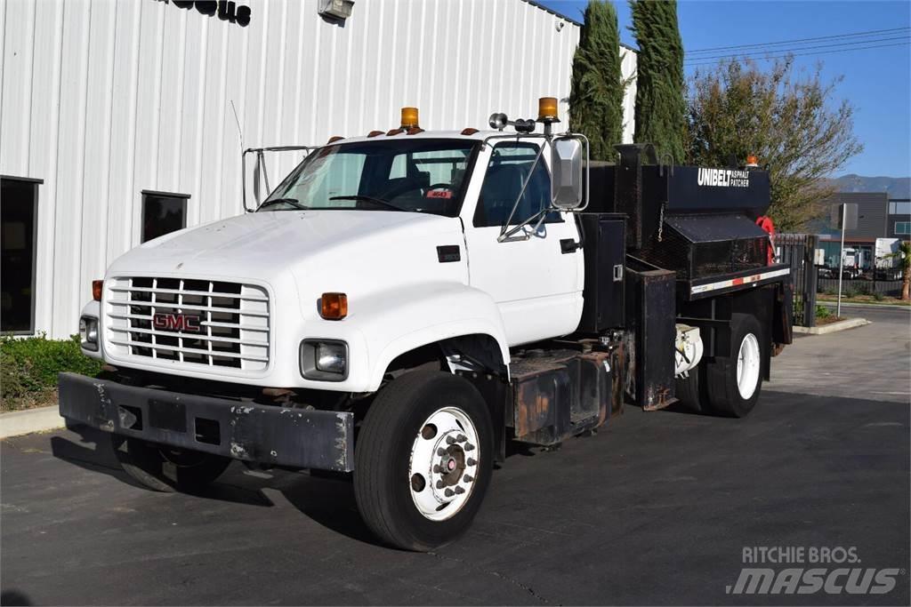 GMC TOPKICK C6500 Betonmixers en pompen