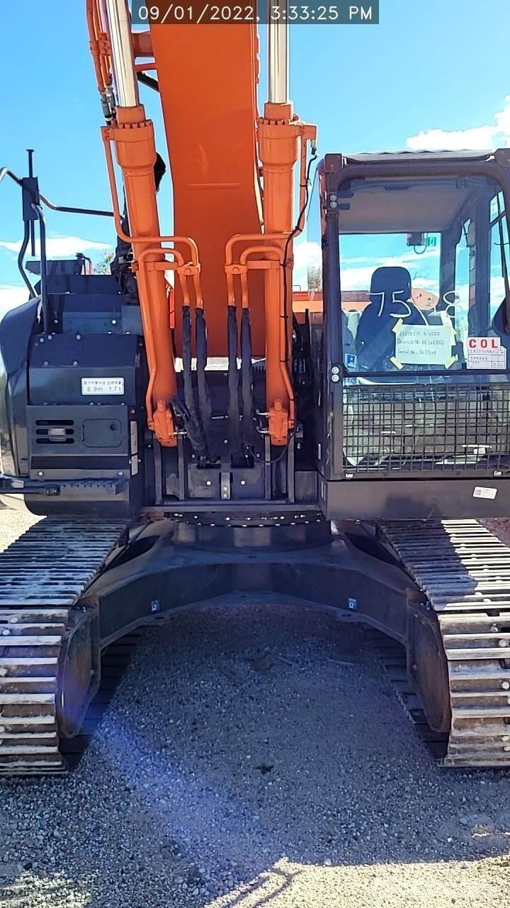 Hitachi ZX225US-6 Rupsgraafmachines