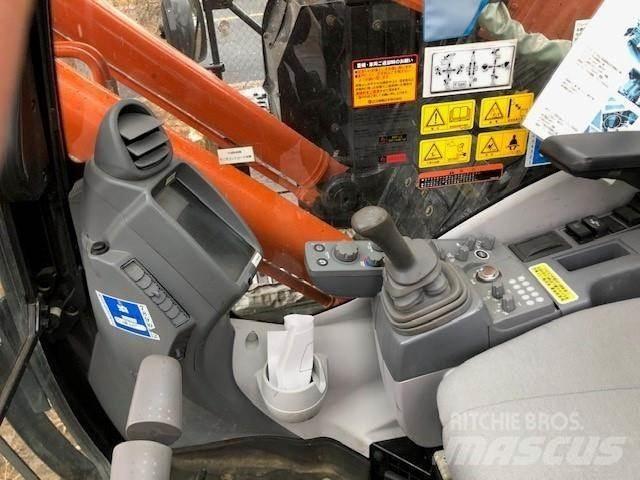 Hitachi ZX225USRK-6 Rupsgraafmachines