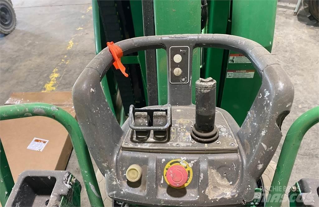 JLG TOUCAN 26E Personenliften en invalideliften