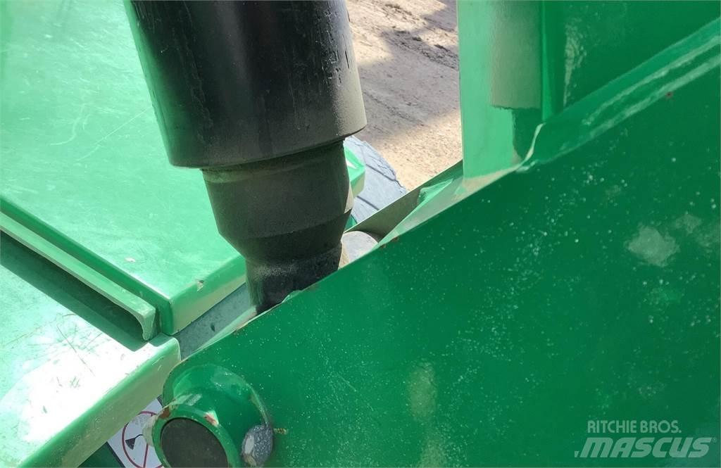 JLG TOUCAN 32E Personenliften en invalideliften