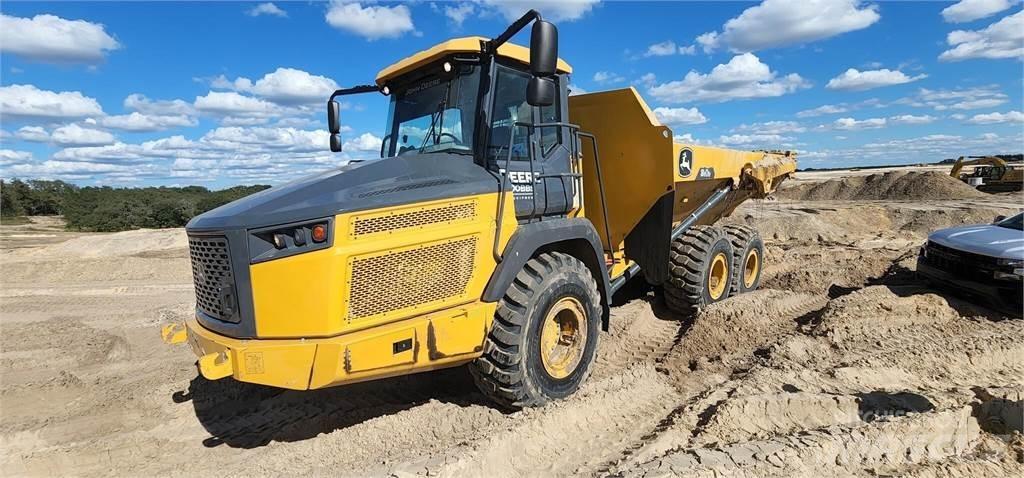 John Deere 310E Knik dumptrucks