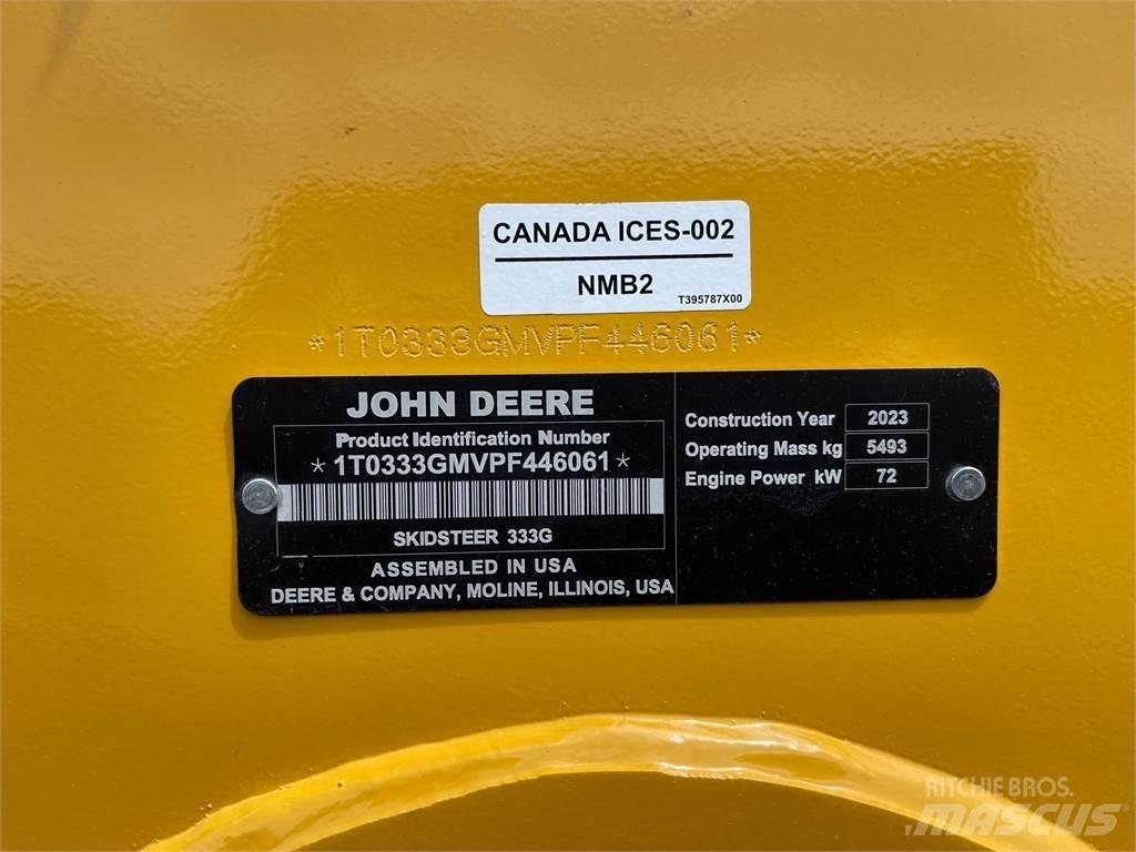 John Deere 333G Schrankladers
