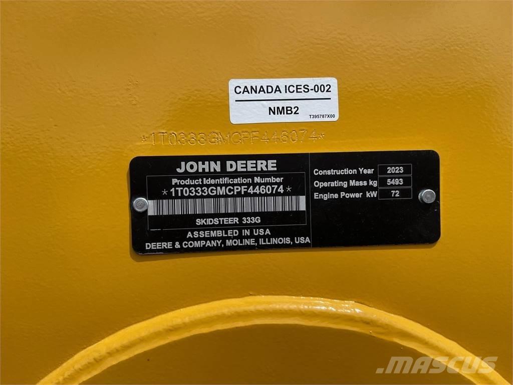 John Deere 333G Schrankladers