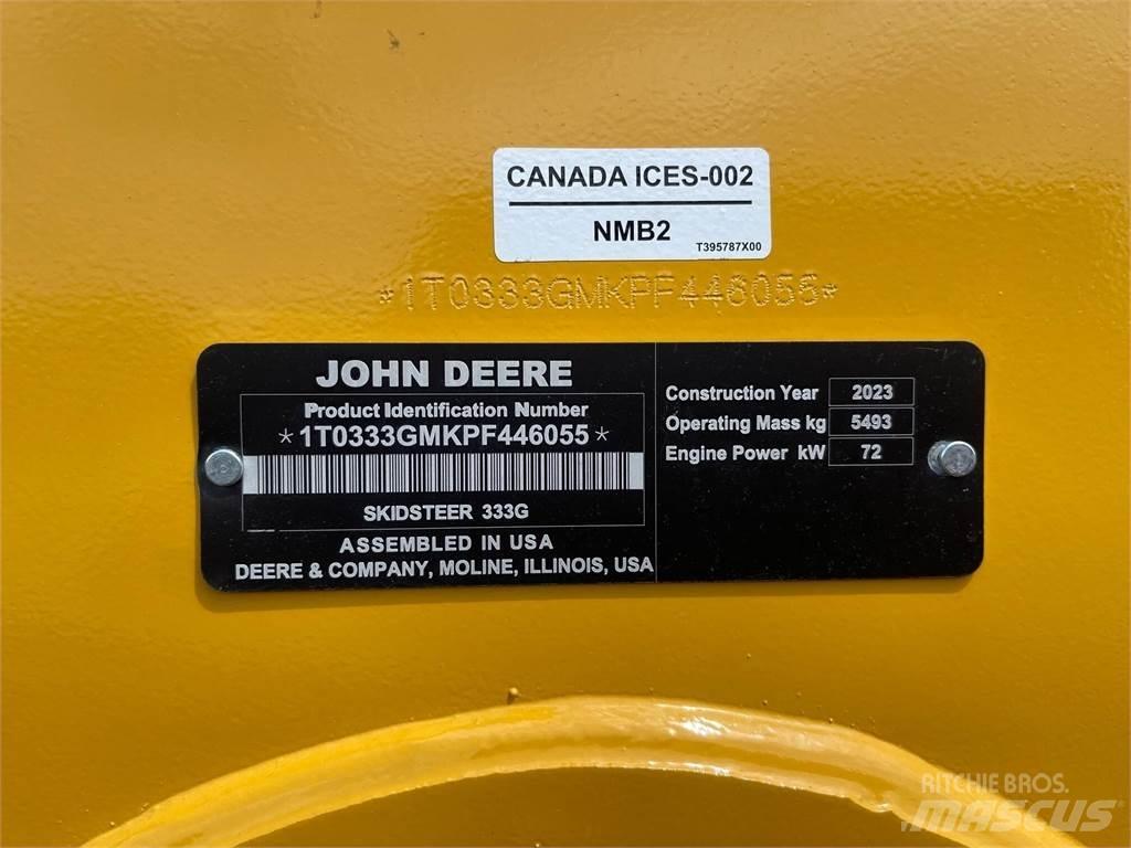 John Deere 333G Schrankladers