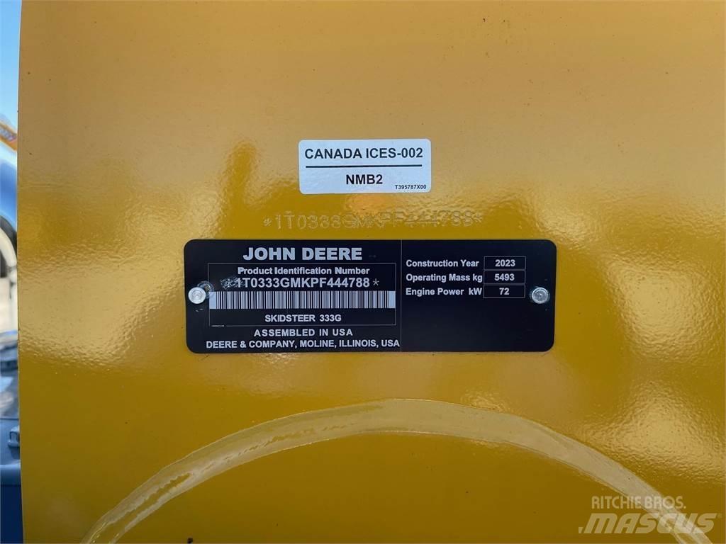 John Deere 333G Schrankladers