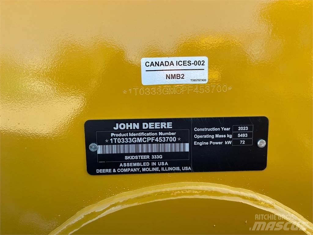 John Deere 333G Schrankladers