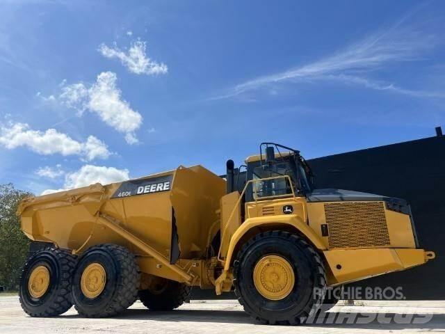 John Deere 460E Knik dumptrucks