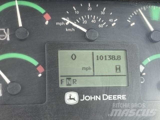John Deere 460E Knik dumptrucks