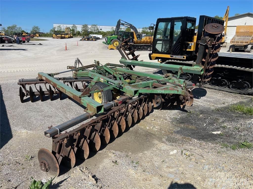 John Deere 640 Schijveneggen