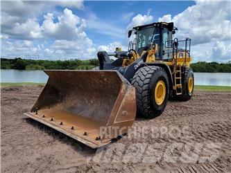 John Deere 744L Wielladers