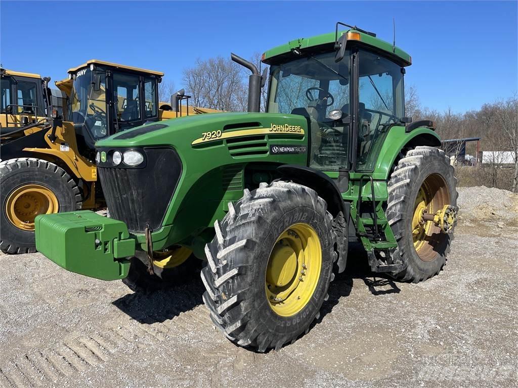 John Deere 7920 Tractoren