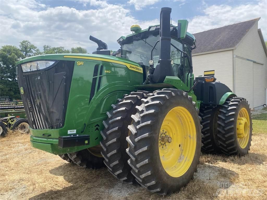 John Deere 9R 440 Tractoren