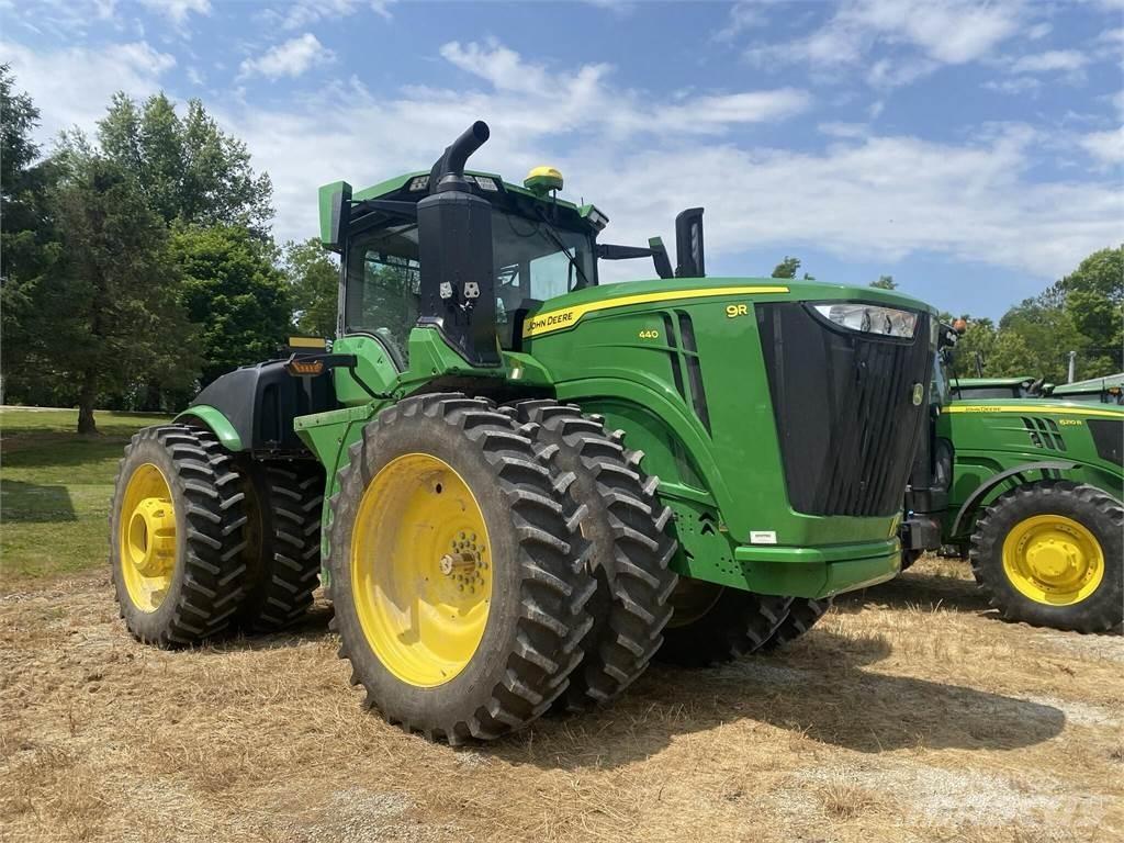 John Deere 9R 440 Tractoren