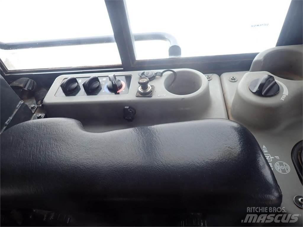 Komatsu D61PXi-24 Rupsdozers