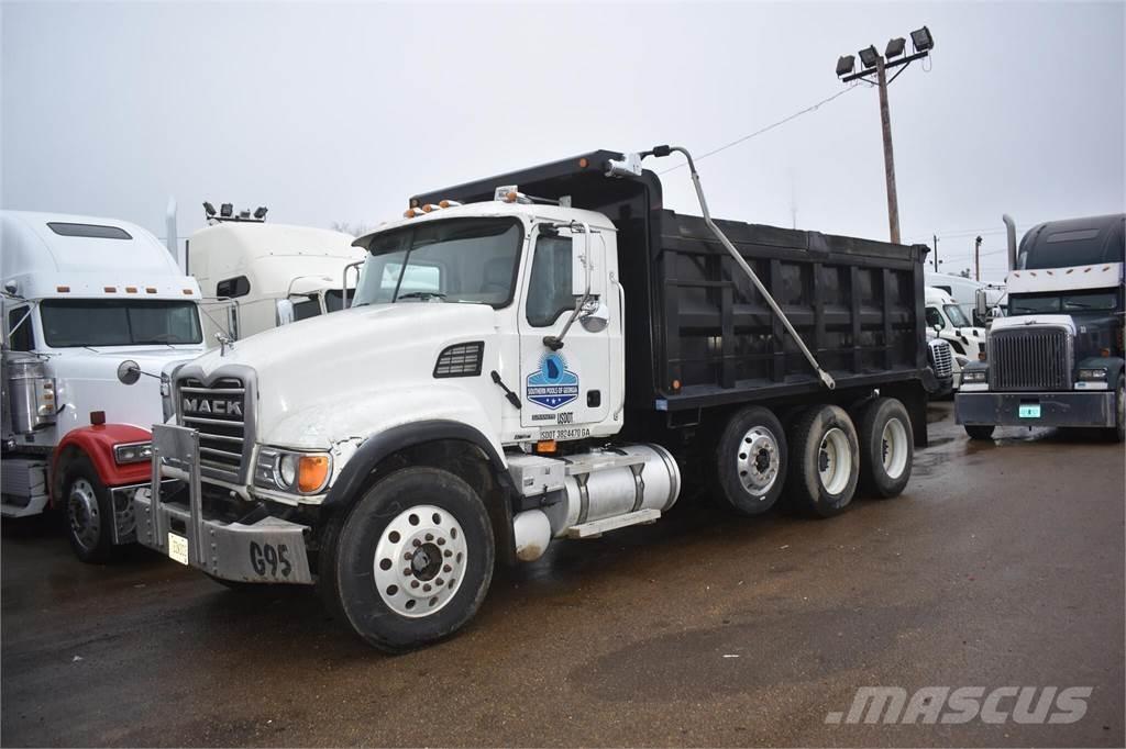 Mack GRANITE CV713 Kipper