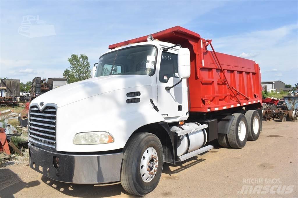 Mack VISION CXN613 Kipper
