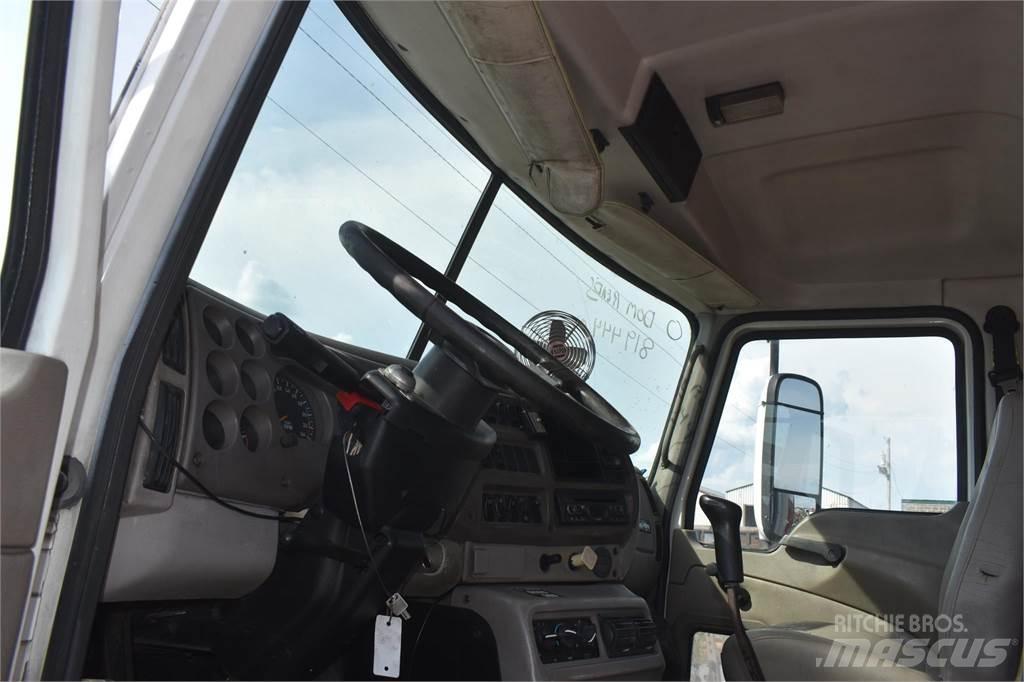 Mack VISION CXN613 Kipper