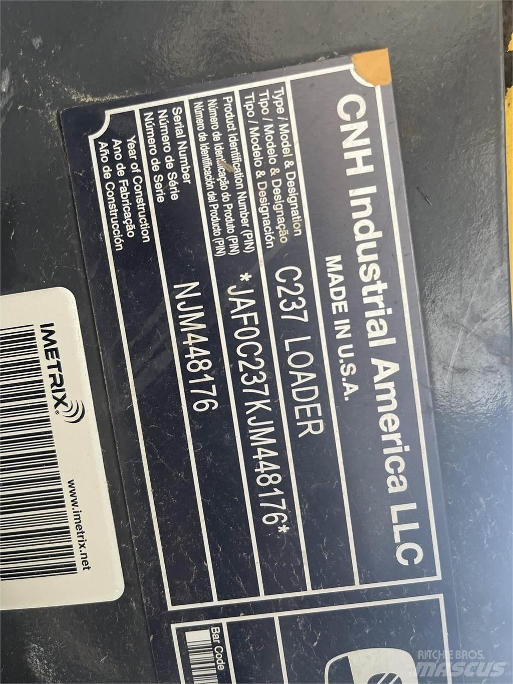 New Holland C237 Schrankladers