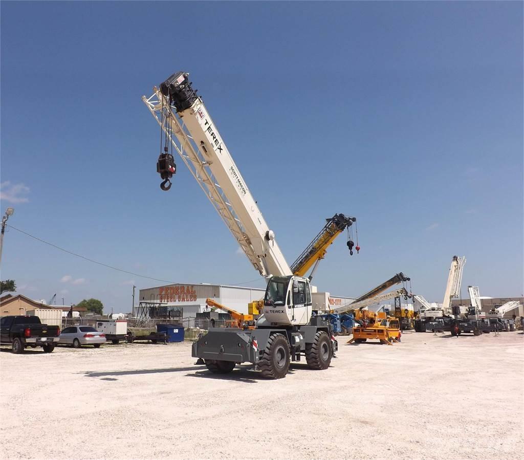 Terex RT230-2 Ruw terrein kranen