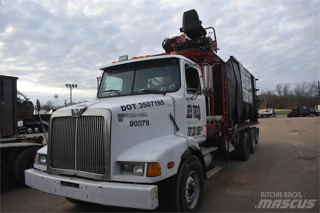 Western Star 5800 Vlakke laadvloer met kraan
