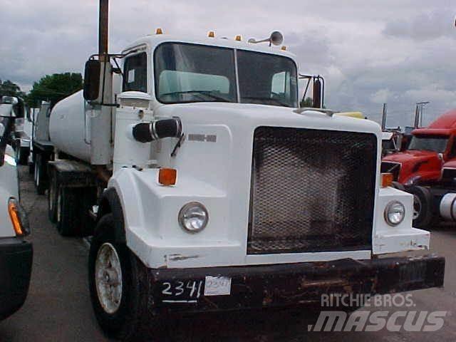 Western Star 6964F Tankwagen