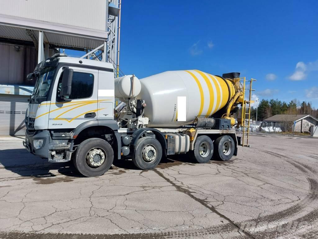 Mercedes-Benz 3243 Betonmixers en pompen