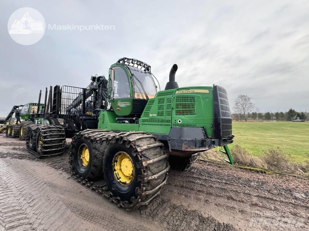 John Deere 1910 G Uitrijwagens