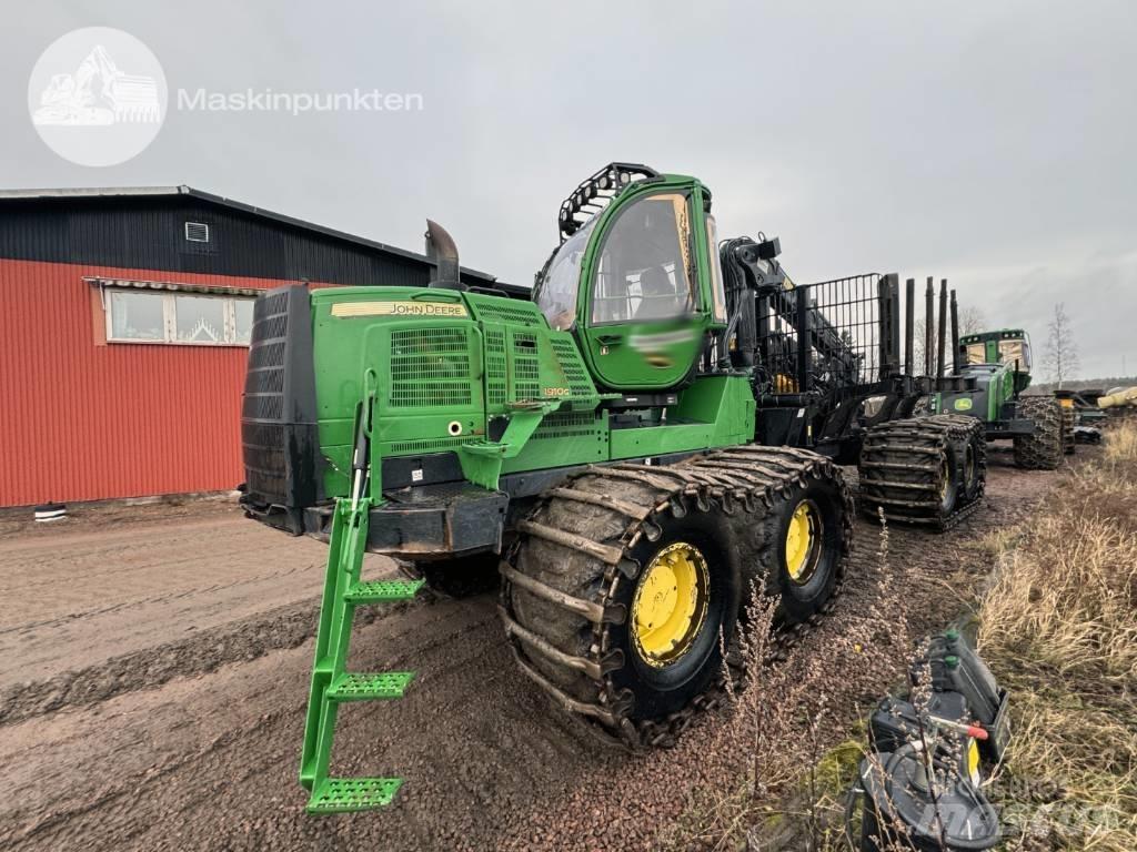 John Deere 1910 G Uitrijwagens