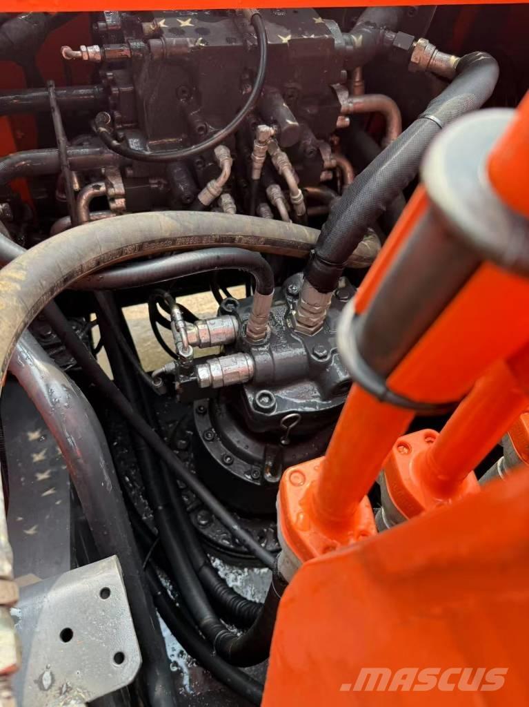 Doosan DX 225 LCA Rupsgraafmachines
