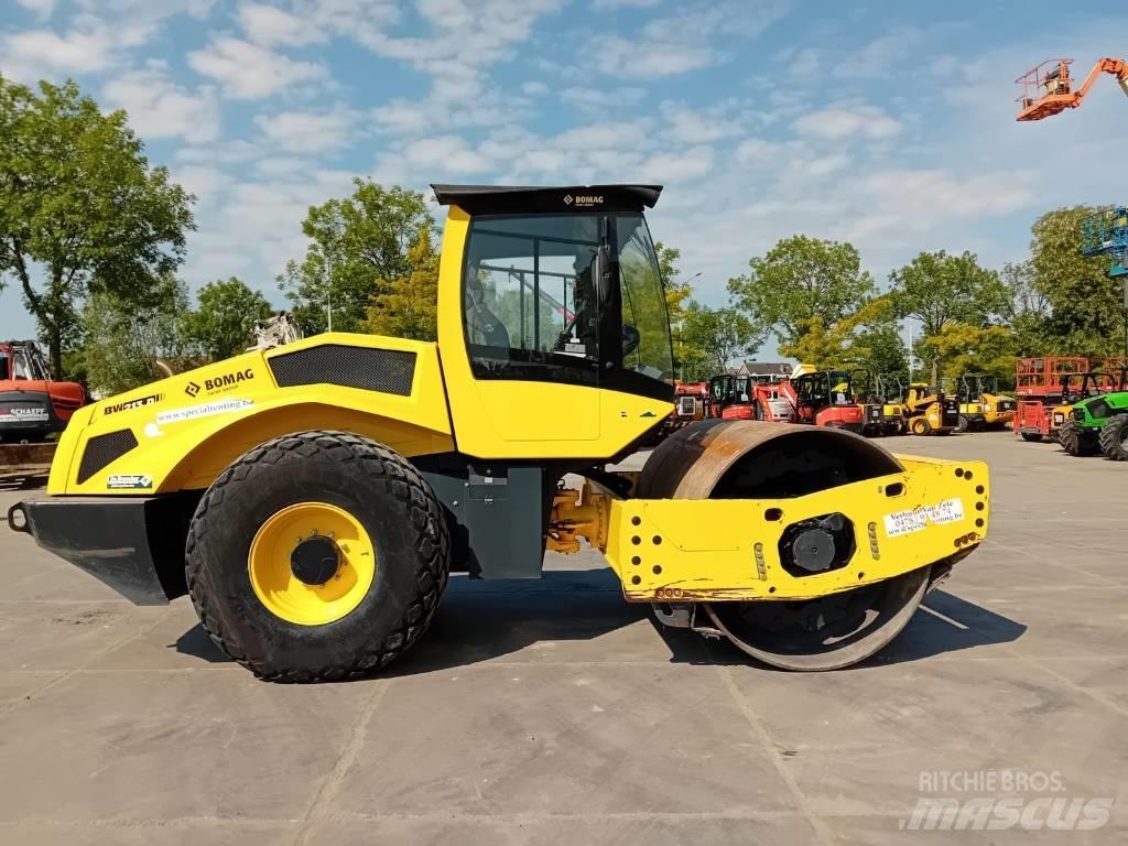Bomag BW 213 D-5 Grondverdichtingsmachines