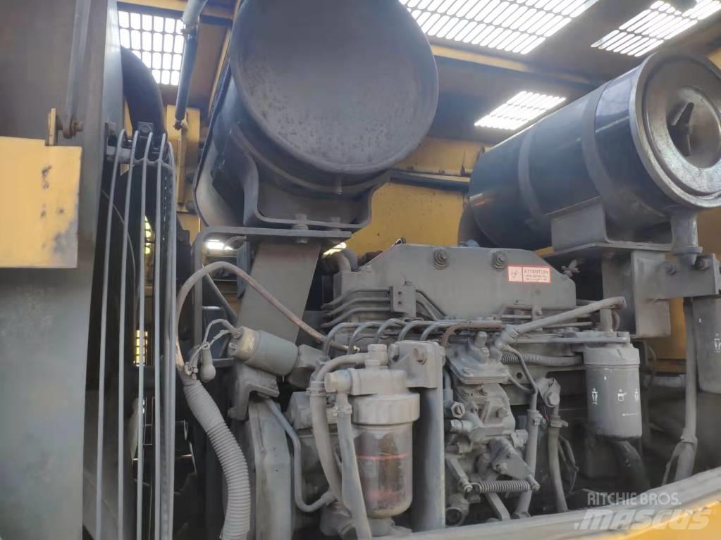 Komatsu WA 320-3 Wielladers
