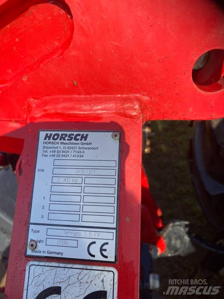 Horsch Terrano 3 FX Cultivatoren
