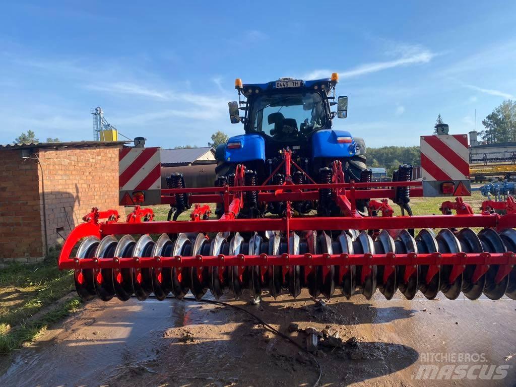 Horsch Terrano 3 FX Cultivatoren
