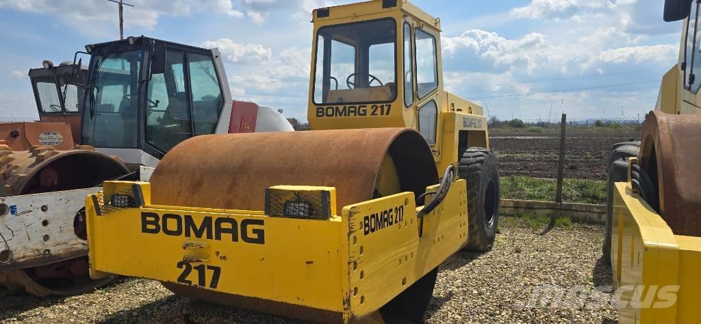 Bomag BW 217 D Trilrolwalsen