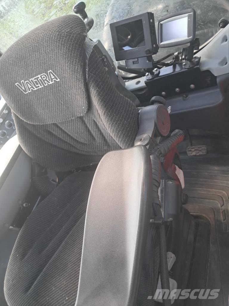 Valtra T 174 Bosbouw tractoren
