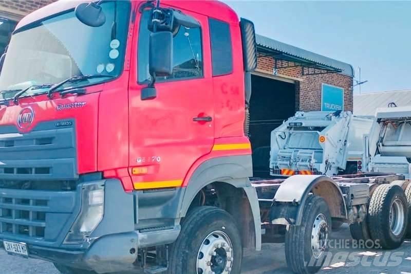 UD CGE 370 8x4 Anders