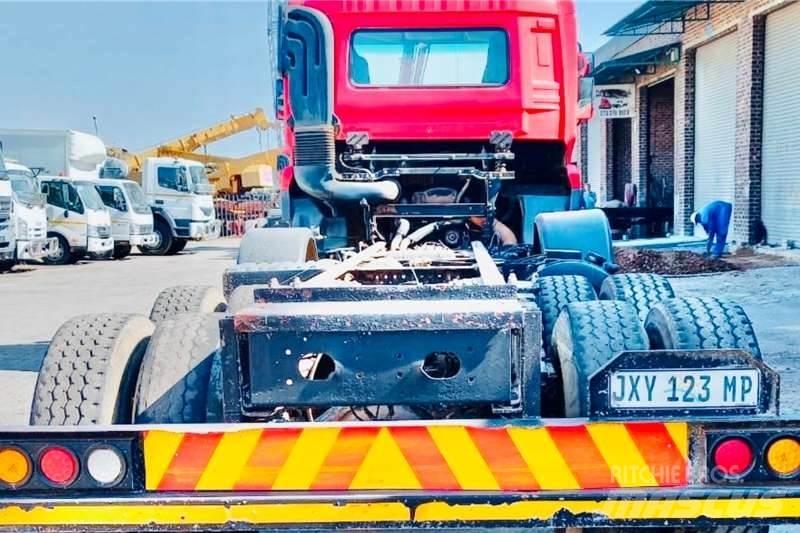UD CGE 370 8x4 Anders