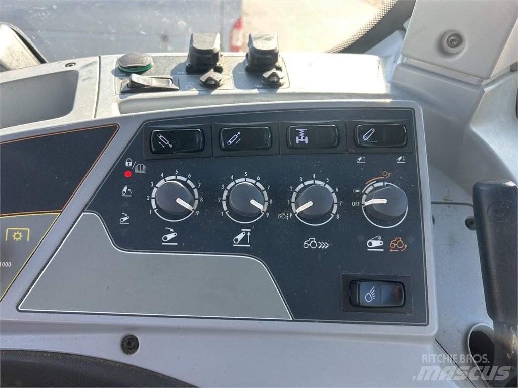 Valtra N 174 VERSU Tractoren