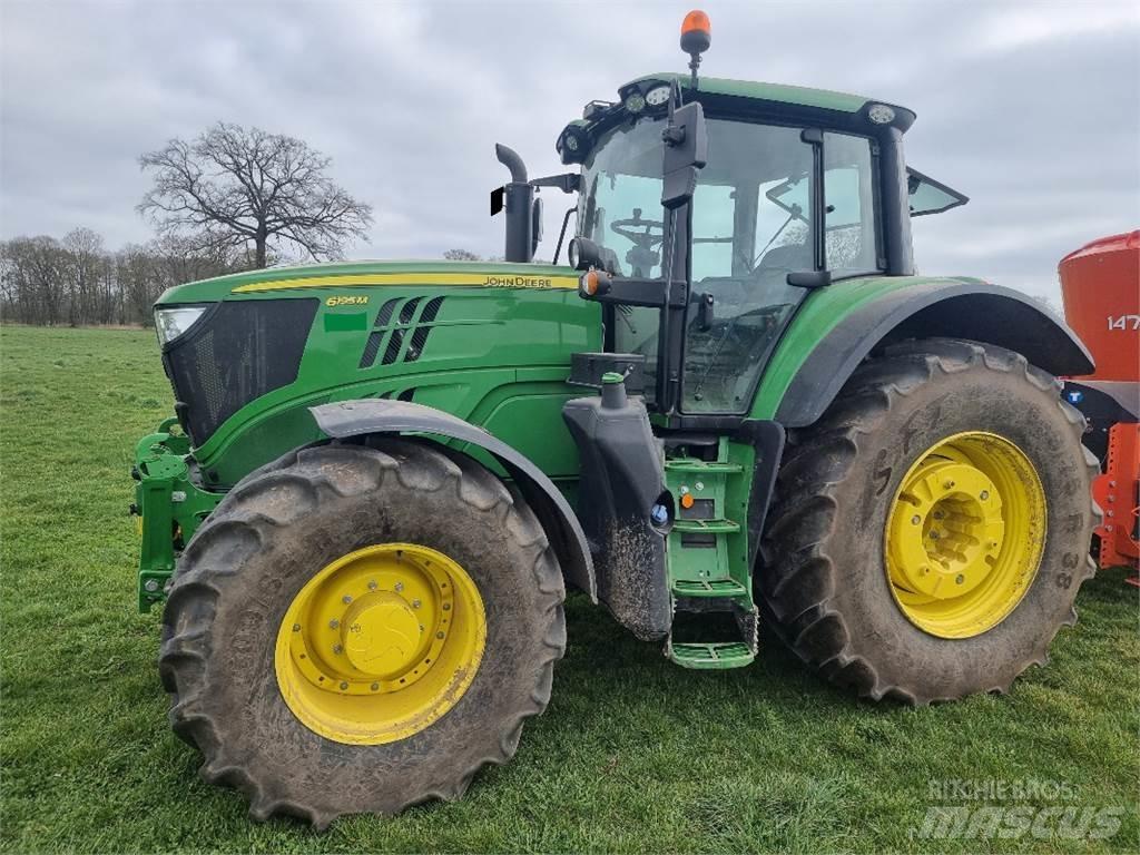 John Deere 6195 M Tractoren