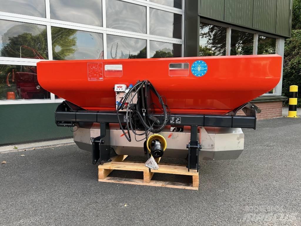 Kubota DSM 1100 Kunstmeststrooiers