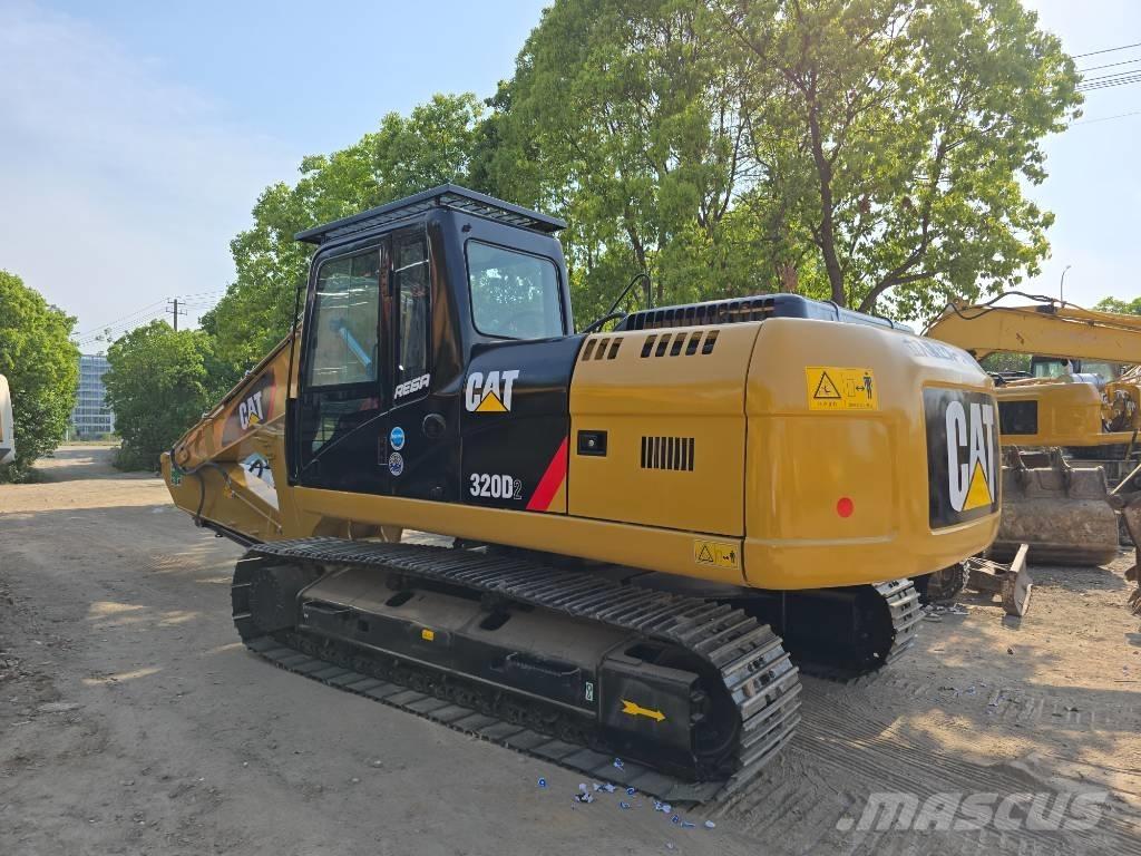 CAT 320D2 Rupsgraafmachines