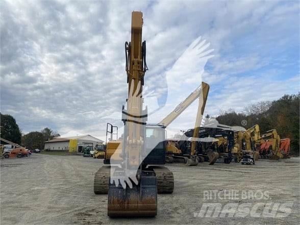 Kato HD820 LC Rupsgraafmachines