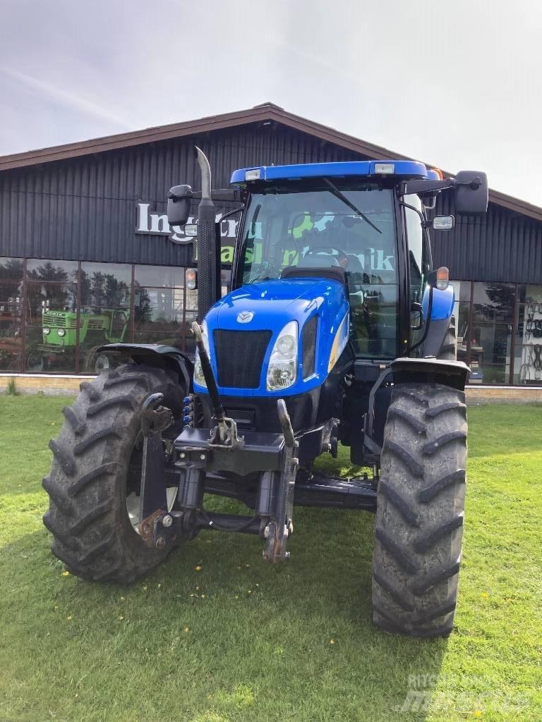 New Holland TS 115 A Tractoren