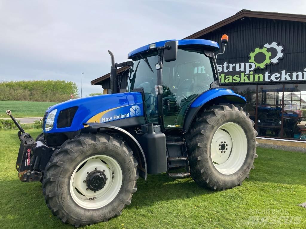 New Holland TS 115 A Tractoren