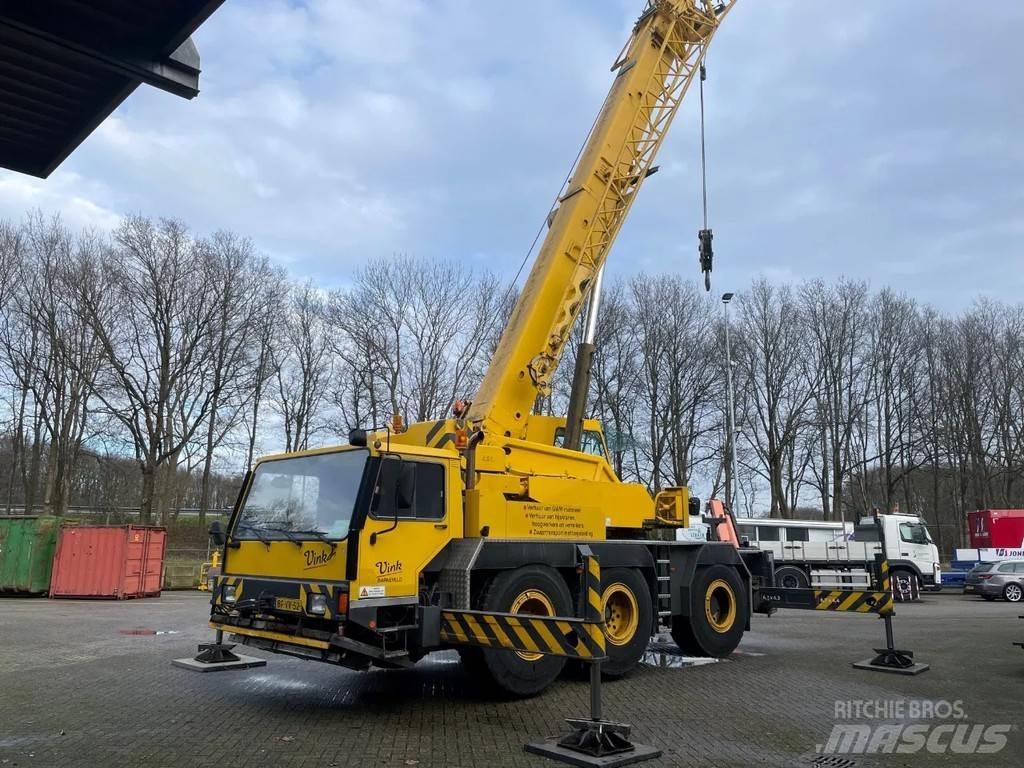 Liebherr LTM1040 Kranen voor alle terreinen